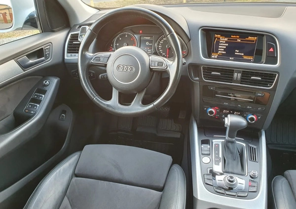 Audi Q5 cena 115900 przebieg: 119000, rok produkcji 2016 z Wieruszów małe 529